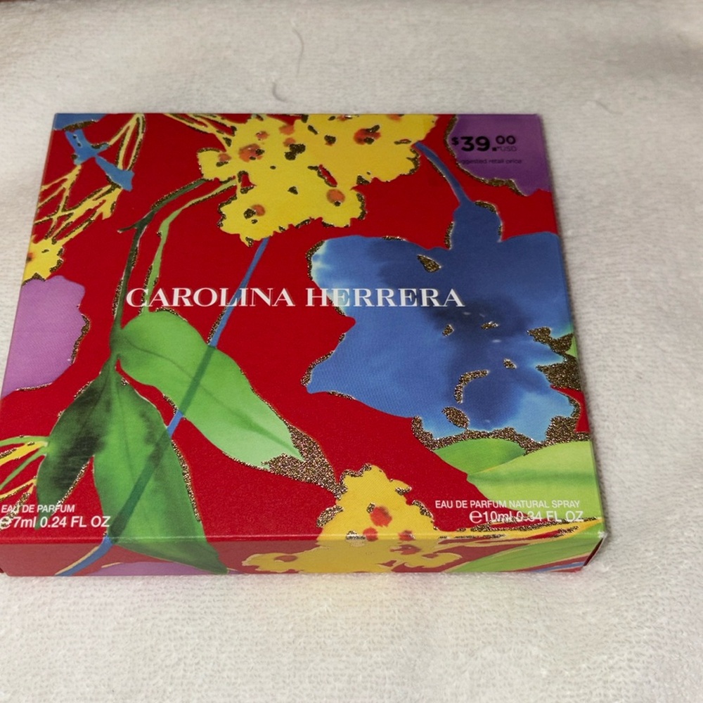 Carolina Herrera Good Girl Perfume Miniature Travel Gift Set New